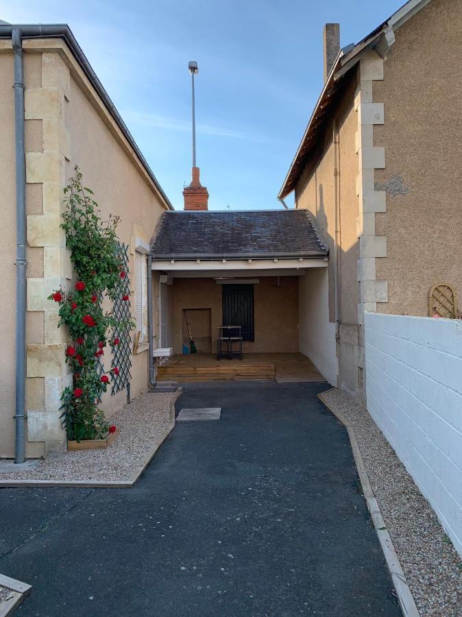 Studio Gallieni La Châtre Exterior foto